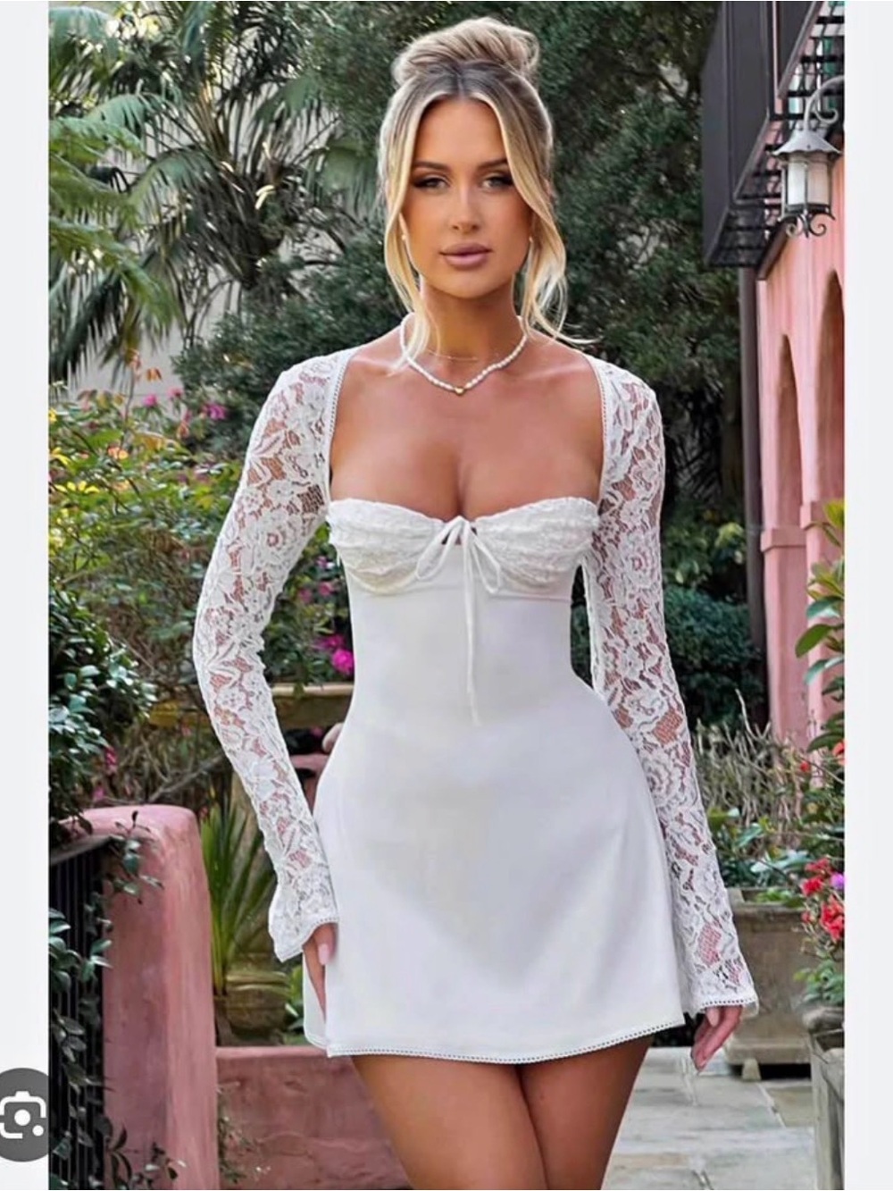 White Lace-Sleeve Mini Wedding Dress with Sweetheart Neckline